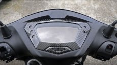 画像4: 🌟 MOS カーボン製 メーターカバー【シグナスX 5型専用】】🌟 (4)