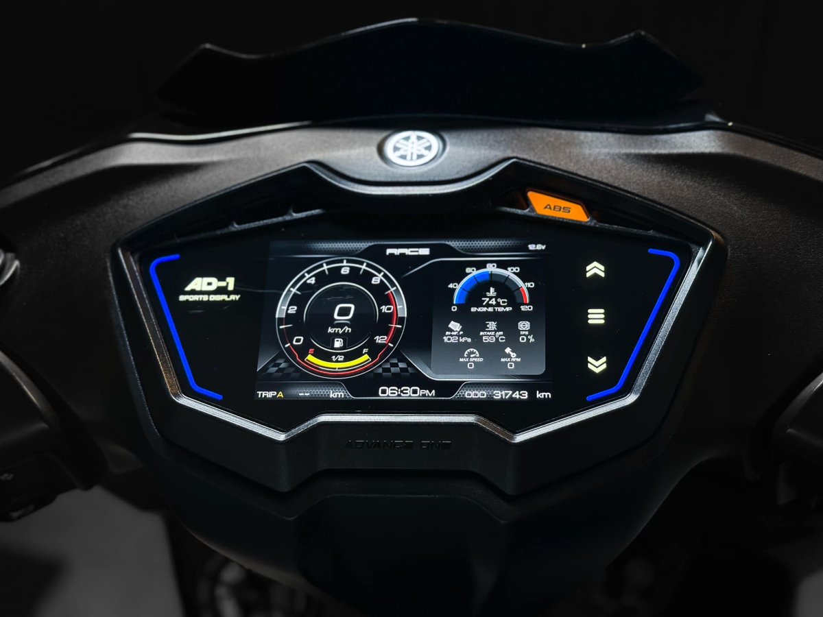 画像2: 📱ADVANCE ONE AD-1 TFT液晶メーター｜シグナスグリファス専用 多機能デジタルメーター (2)